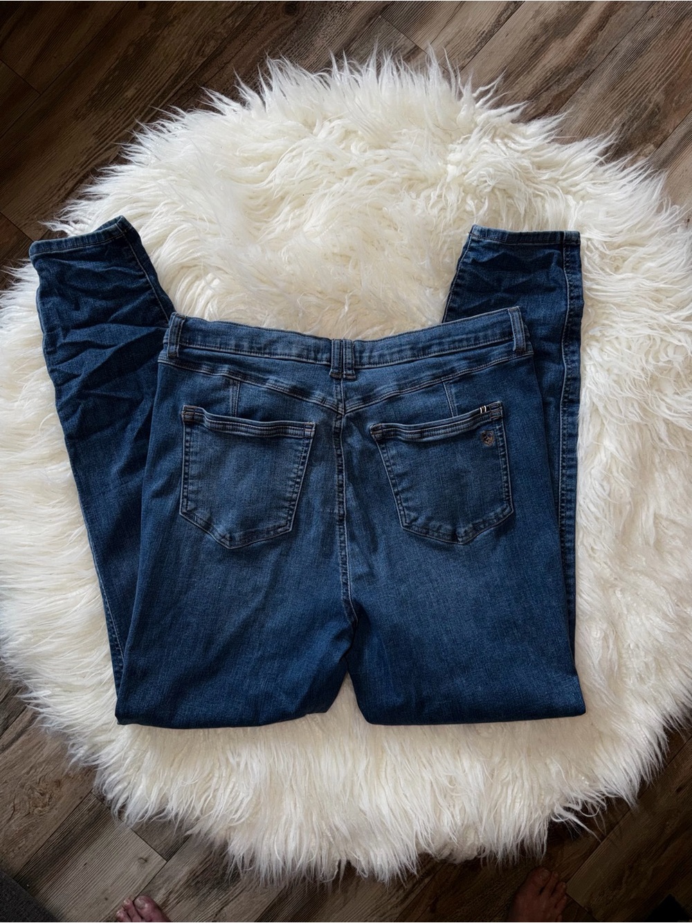 🤎 KUHL // Classic Super Stretchy Active Jeans - Picture 2 of 4